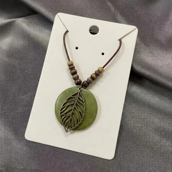 FT-061 Collar Hoja Del Bosque (Esencia Natural)